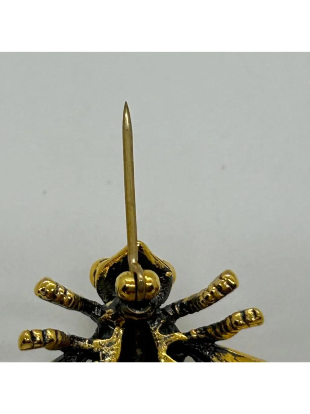 Joan Rivers Signed Bee Brooch Jewel Tone Rhinestone Vintage Gold Tone Insect Pin